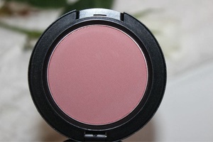 MAC Mocha blush