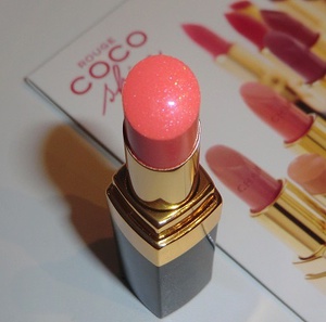 Chanel Rouge Coco Shine 69 Flirt