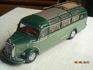 автобус Minichamps Mercedes-Benz O3500 1:43