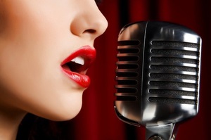 уроки вокала ( уровень слуха и голоса, к сожалению, ноль, а желание красиво петь - огромное)