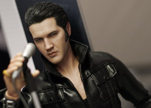 Kotobukiya & Enterbay 1/6 Elvis Presley '68 Comeback Action Figure