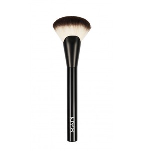 ПРОФЕССИОНАЛЬНАЯ КИСТЬ ДЛЯ СОЗДАНИЯ МАКИЯЖА "БЕЗ МАКИЯЖА". PRO BRUSH - FAN 06