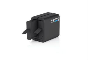 Зарядное устройство GoPro Dual Battery Charger (HERO 5) + доп. батарея