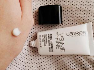 CATRICE PRIME AND FINE ANTI-SHINE