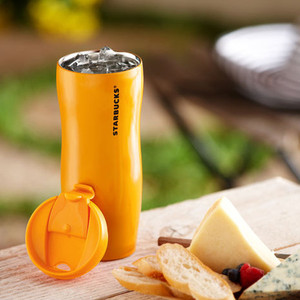 Оранжевый тамблер из старбакса