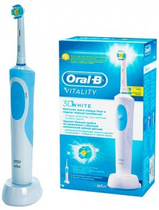 Электрическая зубная щетка ORAL-B BRAUN