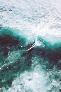 surfing