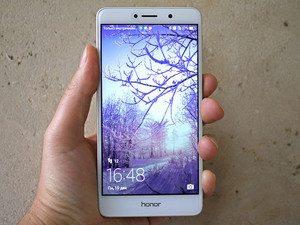 смартфон Huawei Honor 6X