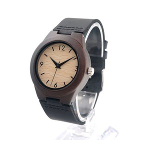 Часы из бамбука и натуральной кожи