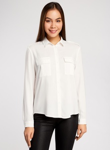 Белая блузка с рукавами