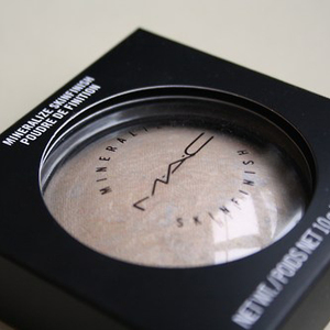 MAC Mineralize Skinfinish lightscapade