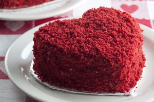 Red Heart Selfmade Cake