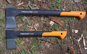 Топор Fiskars