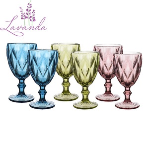 Бокалы для воды из цветного стекла