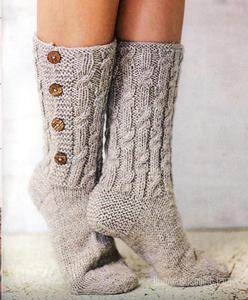 Милые вязаные носки