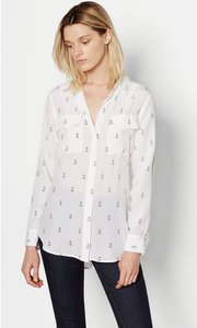 EQUIPMENT SLIM SIGNATURE SILK SHIRT BRIGHT WHITE / PEACOAT ANCHORS AWAY PRINT