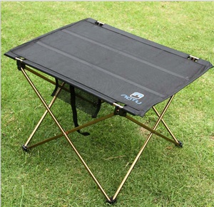 Компактный складной стол для пикников