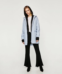 Крутая голубая парка