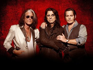 На концерт Hollywood Vampires