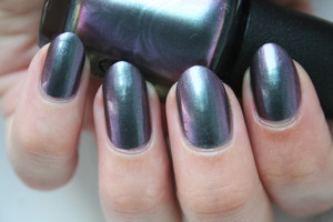 duo chrome nail polish