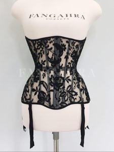 Fangahra corsets