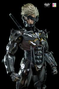 Hot Toys Raiden