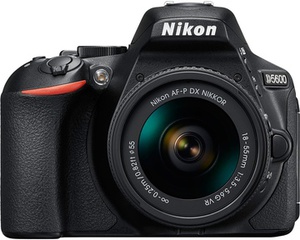 Зеркальный фотоаппарат Nikon D5600 kit