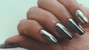 liquid chrome nail polish