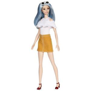 Кукла Barbie из серии Игра с модой