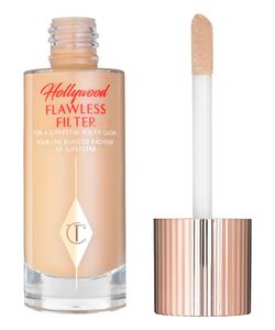 Charlotte Tilbury Hollywood Flawless Filter 3. Light / Medium