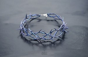 Терновый венок сине-зелёный переливающийся