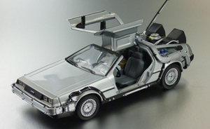 Модель DeLorian