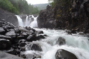 Водопад Грохотун