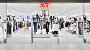 Шоппинг в магазине H&M в Киеве