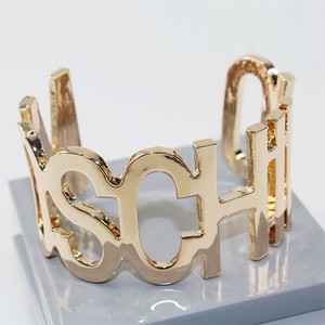 MOSCHINO LOGO BRACELET GOLD