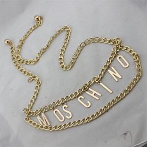 MOSCHINO LOGO CHAIN WAIST GOLD