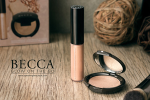 BECCAGlow on the Go Highlighter Set