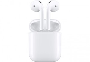 Apple AirPods с зарядным чехлом