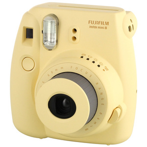 Fujifilm Instax 8 с функцией моментальной печати