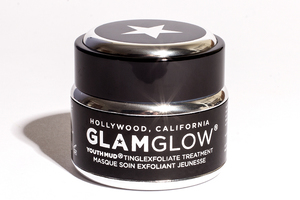 ОМОЛАЖИВАЮЩАЯ ОТШЕЛУШИВАЮЩАЯ МАСКА YOUTHMUD, GLAMGLOW