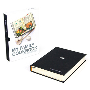 Блокнот для записи рецептов 'My Family Cook Book' / Черный