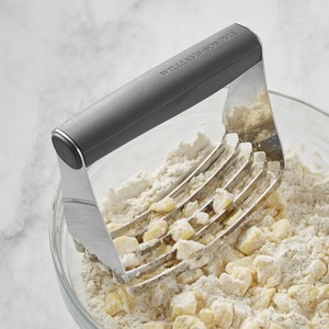 Pastry blender