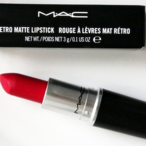 mac relentlessly red lipstick