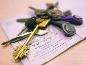 Заниматься квартирами ,сдавать их ,получать пассивный дохож