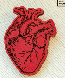 Значок анатомическое сердце