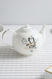 Заварочный чайник Алиса в стране чудес