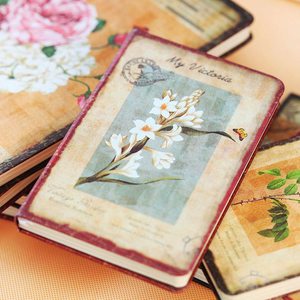 Записные книжки в стиле ретро, этно;