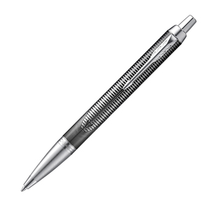 Шариковая ручка Parker средней толщины