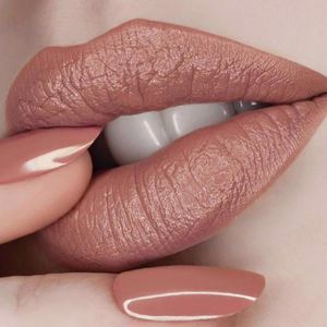 PAT McGRATH Luxetrance™ Lipstick / Realness