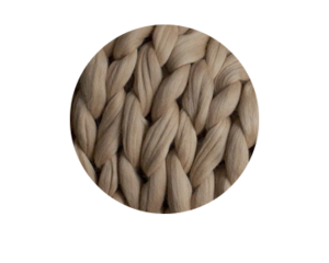 Плед крупной вязки (шерсть мериноса) песочного цвета. Размер: Standard 100*150см